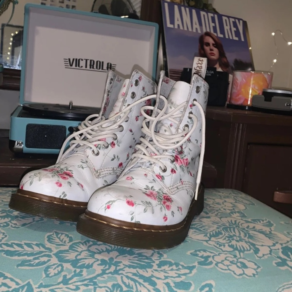 White Floral Dr Martens